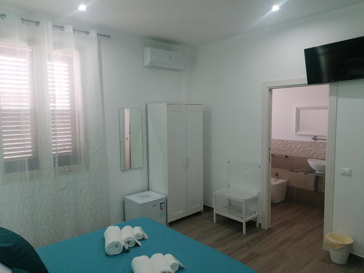 B&B 36 Passi Dal Mare 2.0 Trapani Kültér fotó