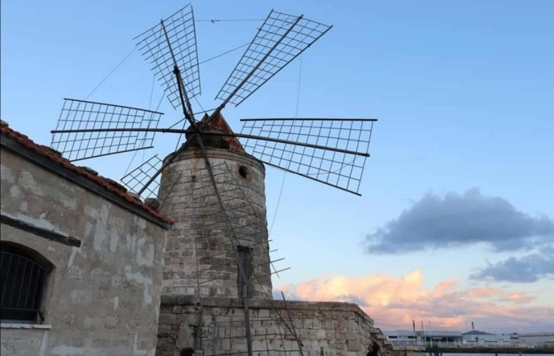 B&B 36 Passi Dal Mare 2.0 Trapani Kültér fotó