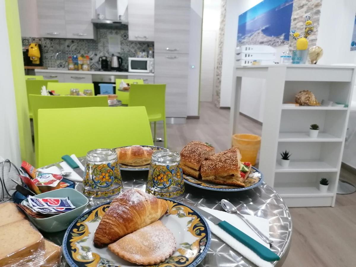 B&B 36 Passi Dal Mare 2.0 Trapani Kültér fotó