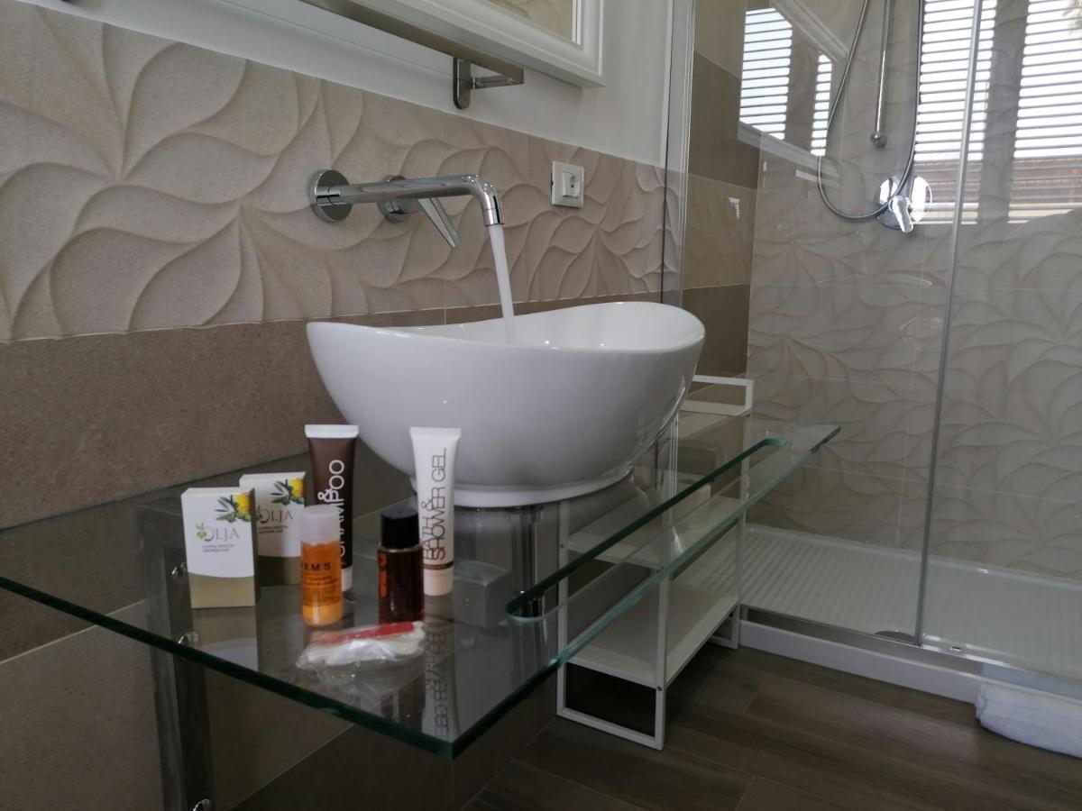 B&B 36 Passi Dal Mare 2.0 Trapani Kültér fotó